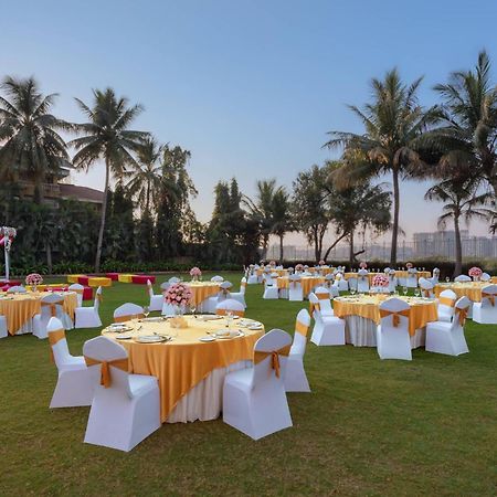 Surat Marriott Hotel Luaran gambar