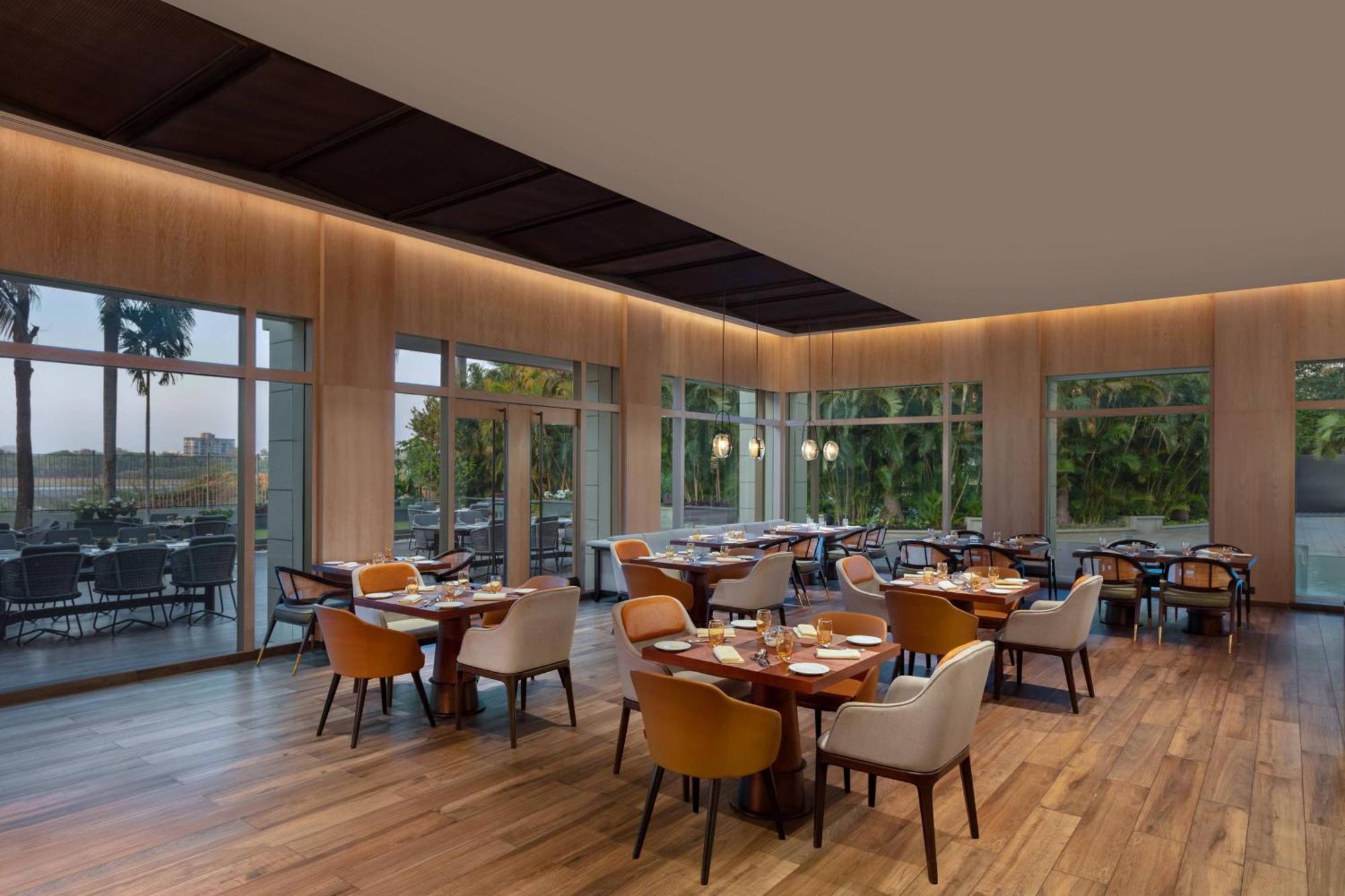 Surat Marriott Hotel Luaran gambar