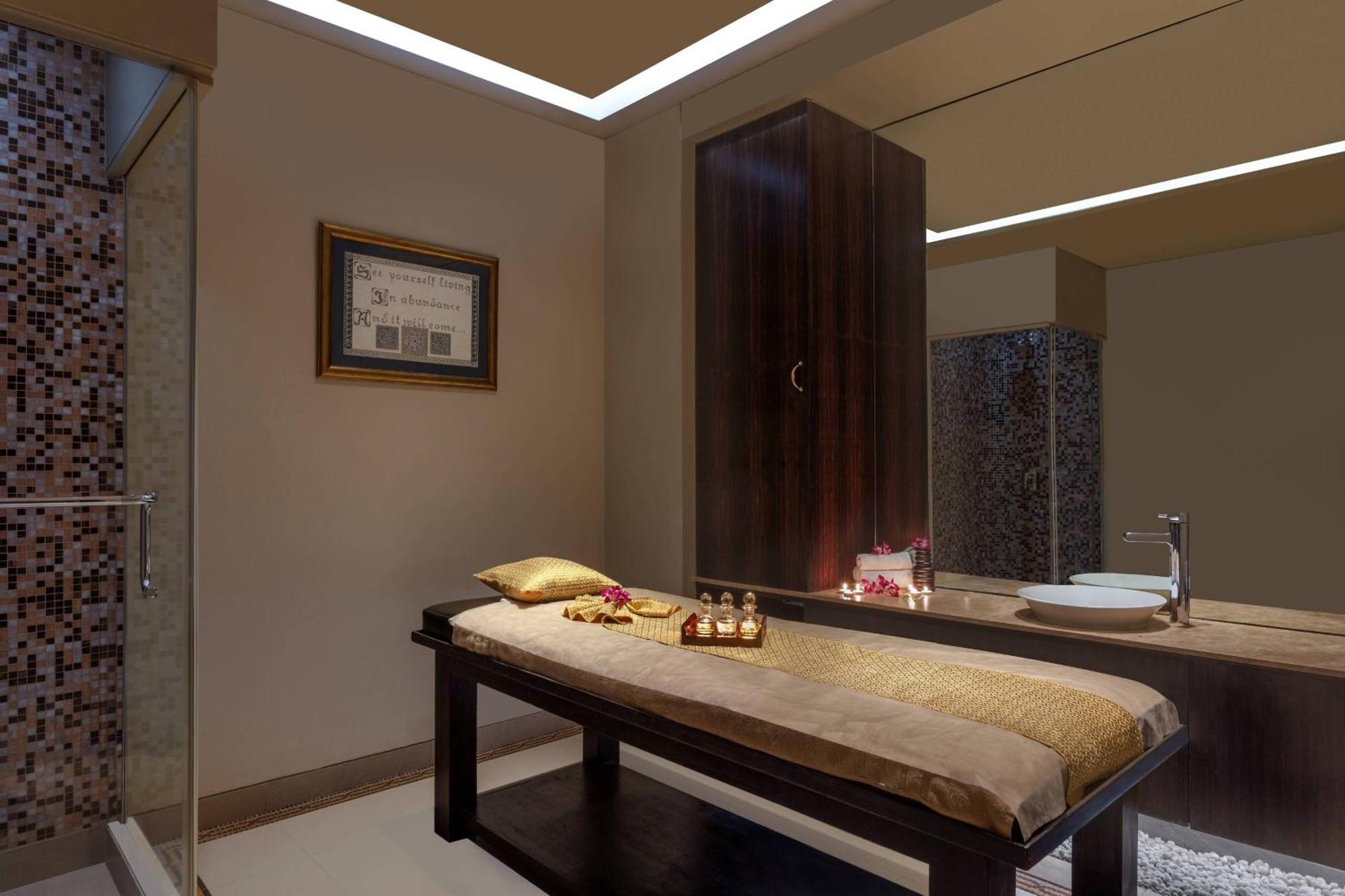 Surat Marriott Hotel Luaran gambar