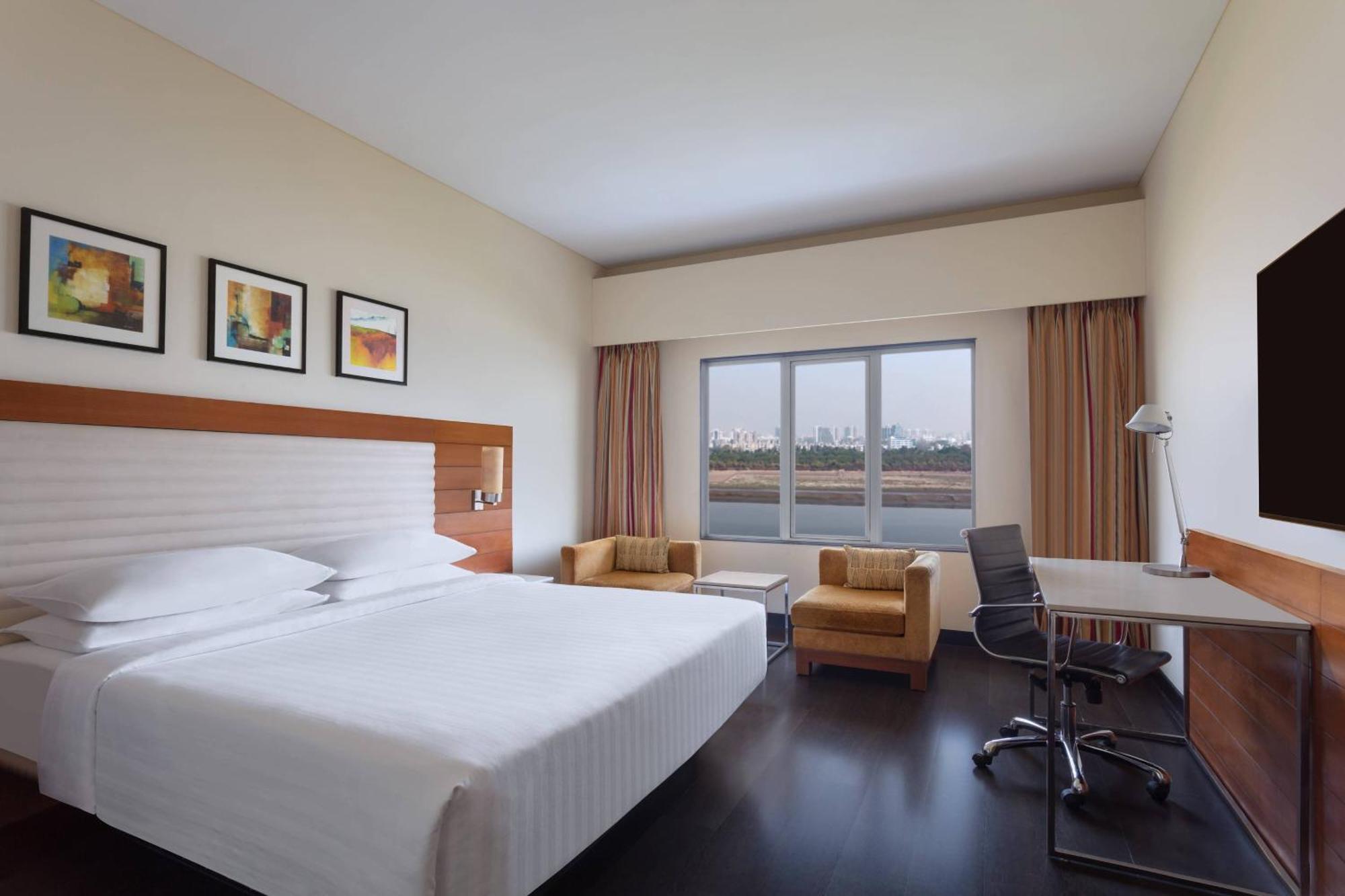 Surat Marriott Hotel Luaran gambar