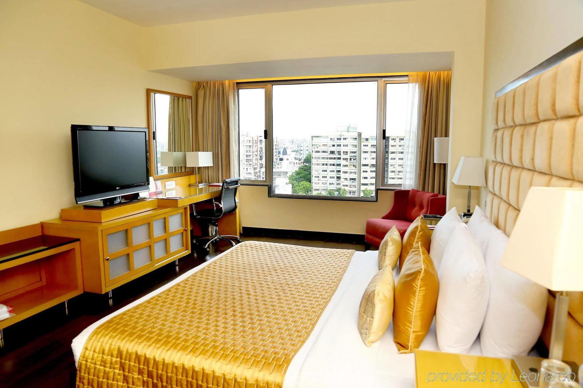 Surat Marriott Hotel Luaran gambar