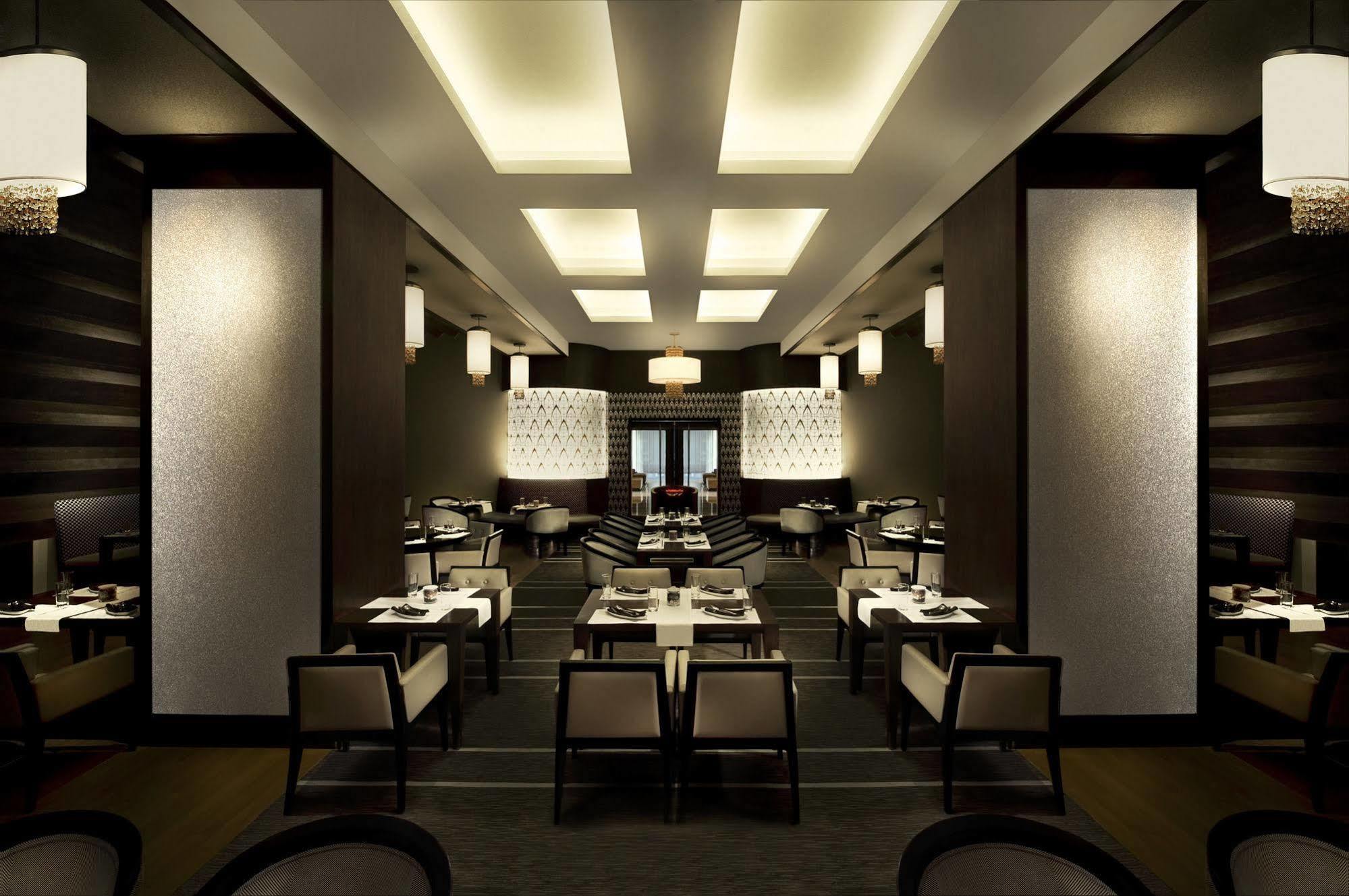 Surat Marriott Hotel Restoran gambar